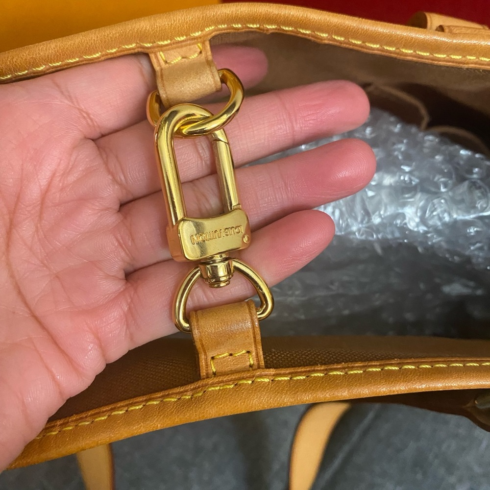 LV Monogram Batignolles Harizontal - Picture 2 of 16